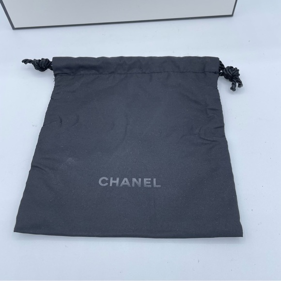 Chanel Box Set OS Black/White - Picture 2 of 15